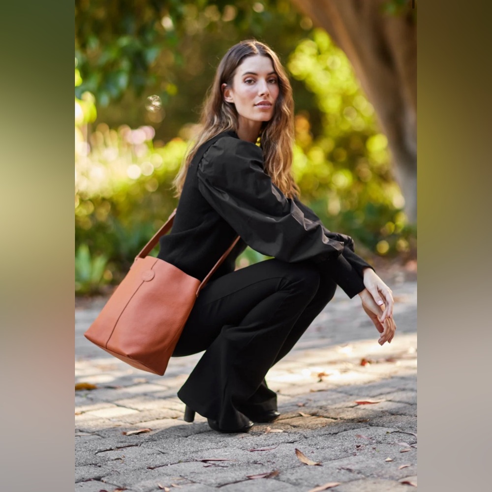 M.I.L.A. Joanie Crossbody Bag | Cognac NWT - Picture 6 of 6